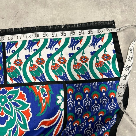 Vintage Oblong Scarf Shawl 100% Silk 28"x67" Floral‎ Black Trim Fringe Turkey - Picture 6 of 8